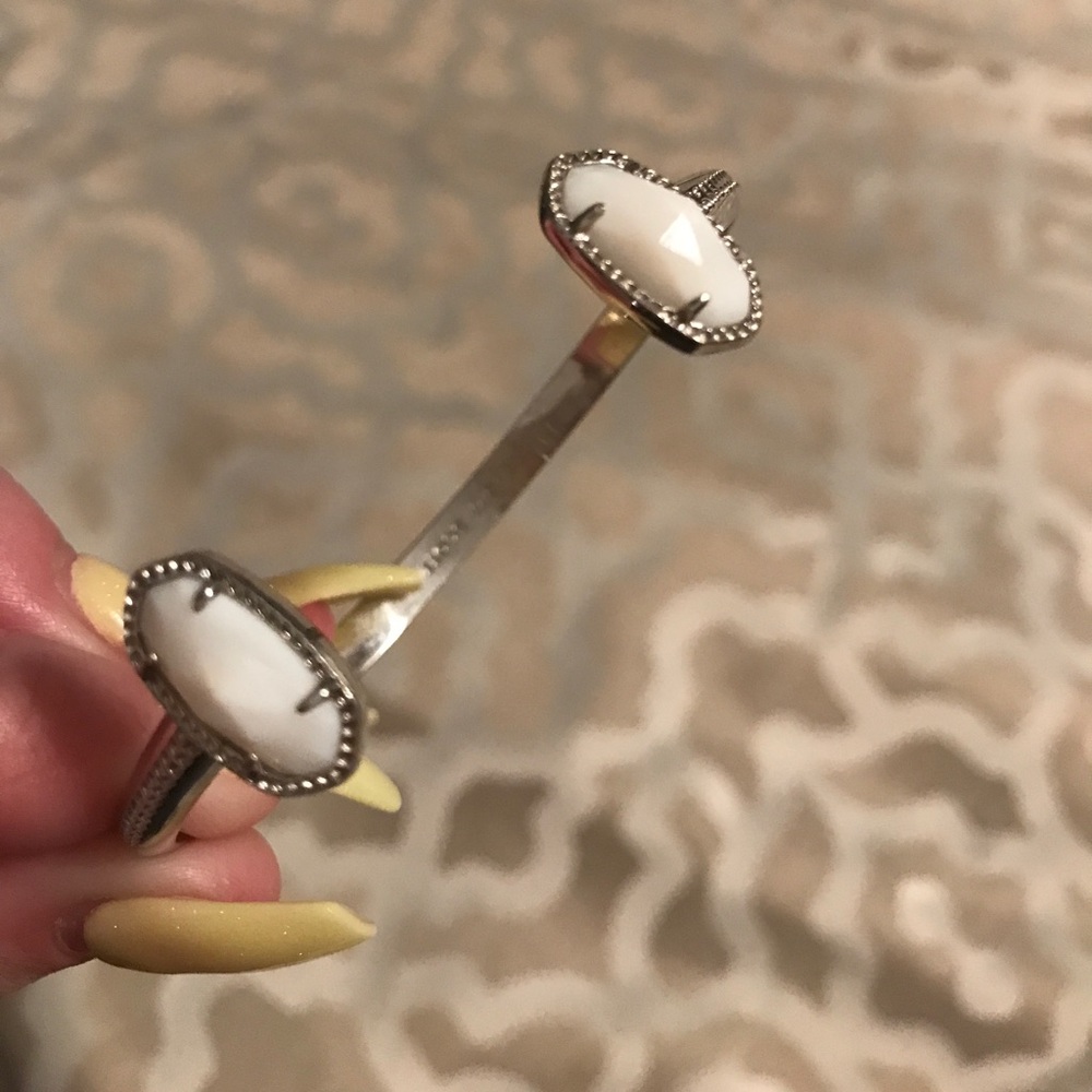 Kendra Scott white bracelet